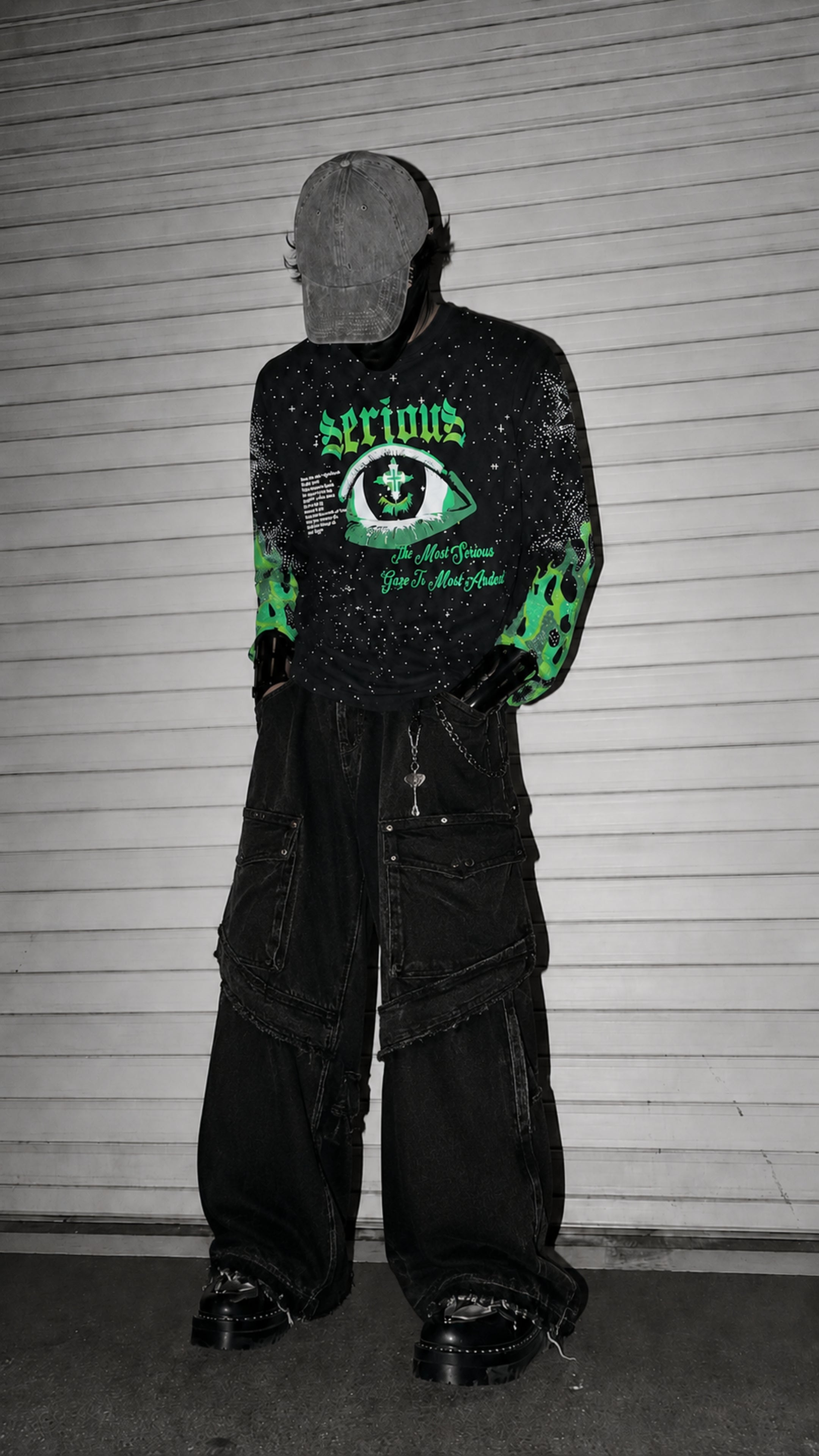 SERIOUS EYE RHINESTONE TEE