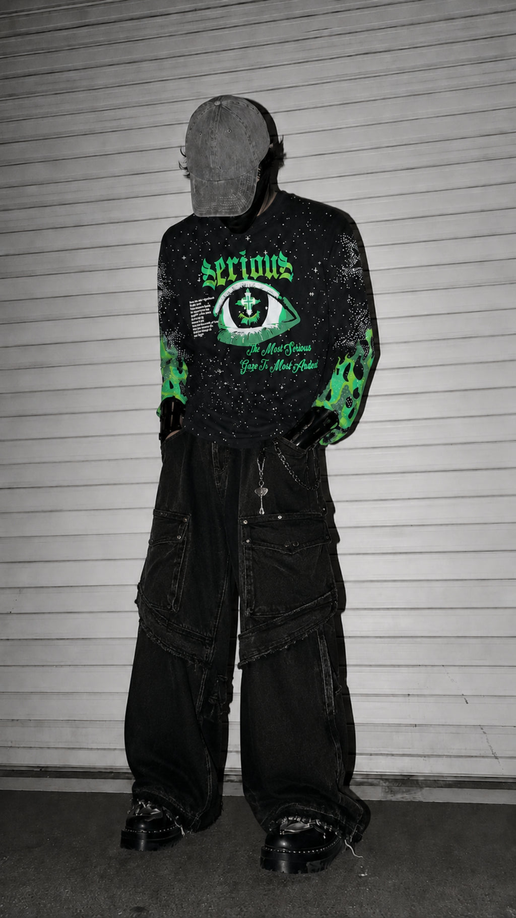 SERIOUS EYE RHINESTONE TEE