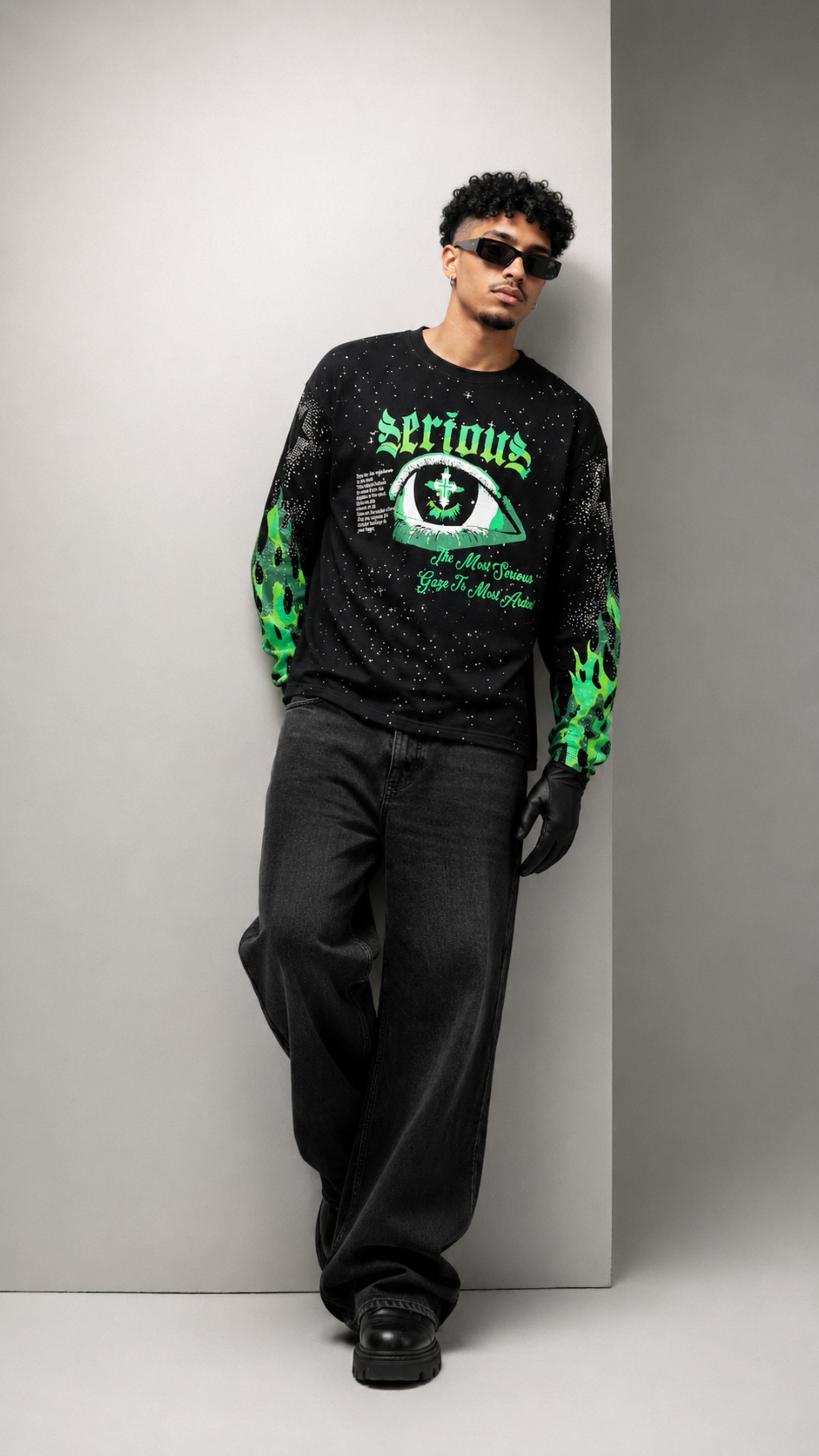 SERIOUS EYE RHINESTONE TEE