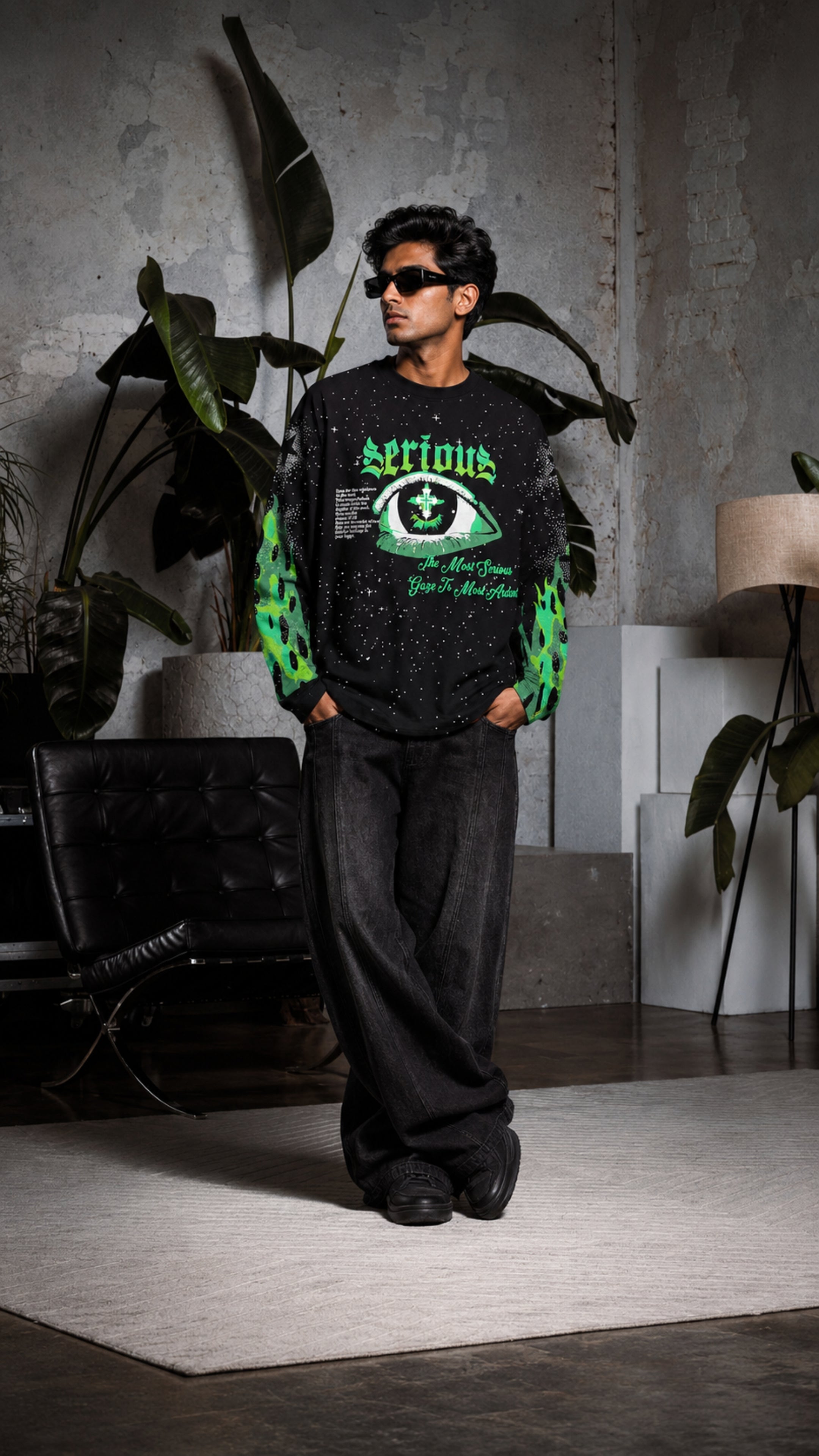 SERIOUS EYE RHINESTONE TEE